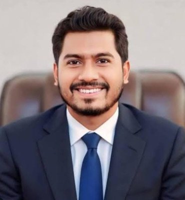 গণ অধিকার পরিষদের সভাপতি নুরুল হক নুর